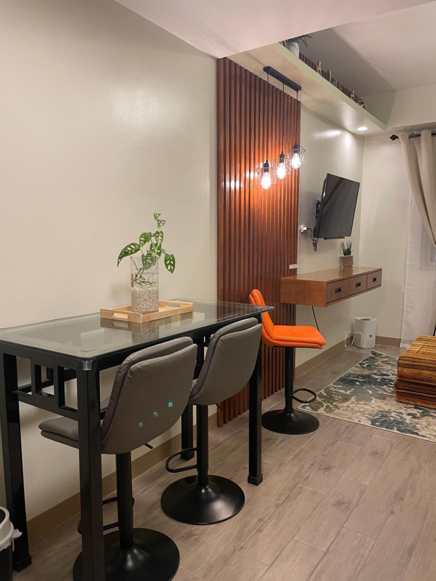 Condo Home With Fast Wifi In Bacolod City المظهر الخارجي الصورة
