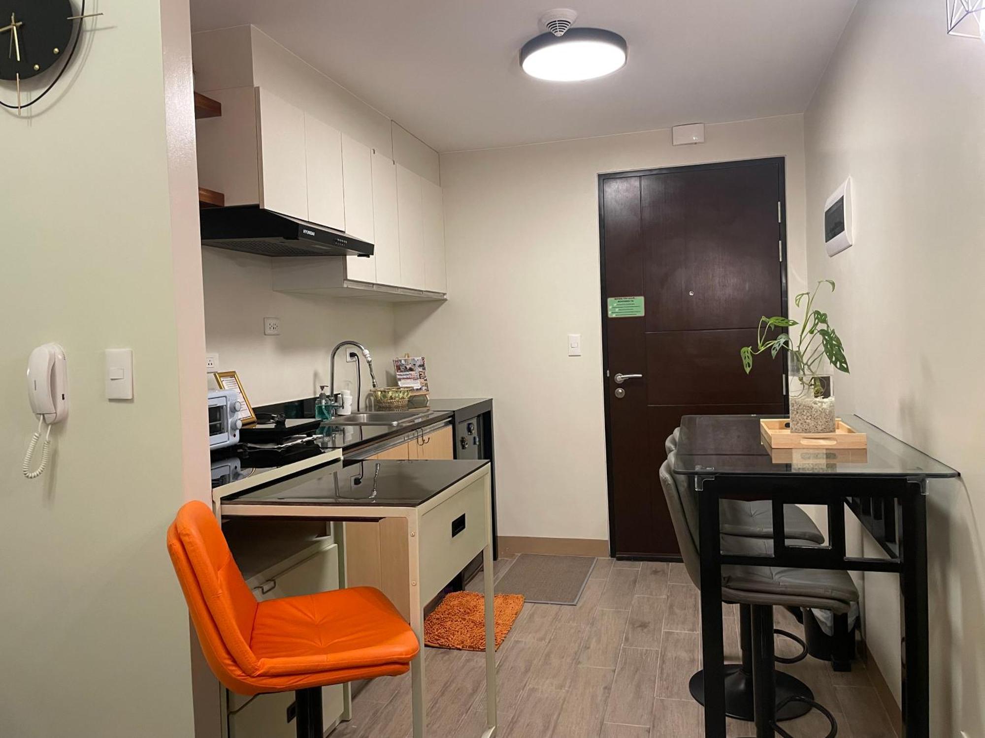 Condo Home With Fast Wifi In Bacolod City المظهر الخارجي الصورة
