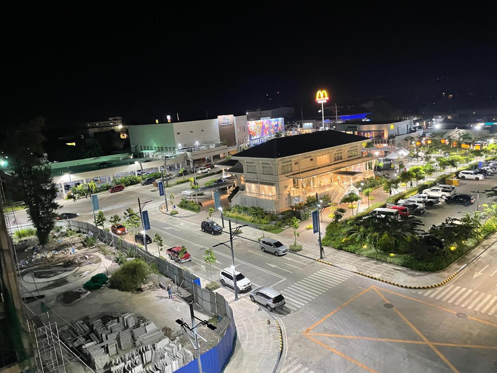 Condo Home With Fast Wifi In Bacolod City المظهر الخارجي الصورة